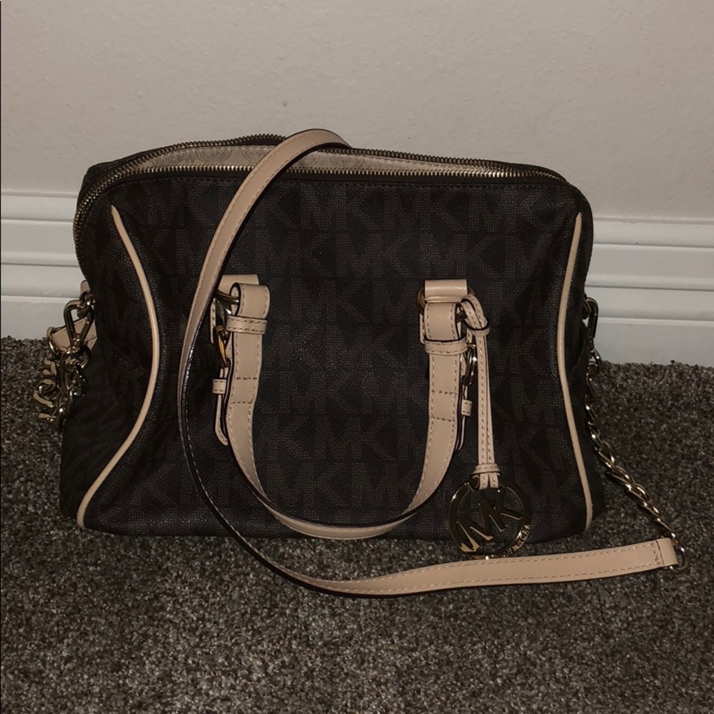 Michael Kors Crossbody